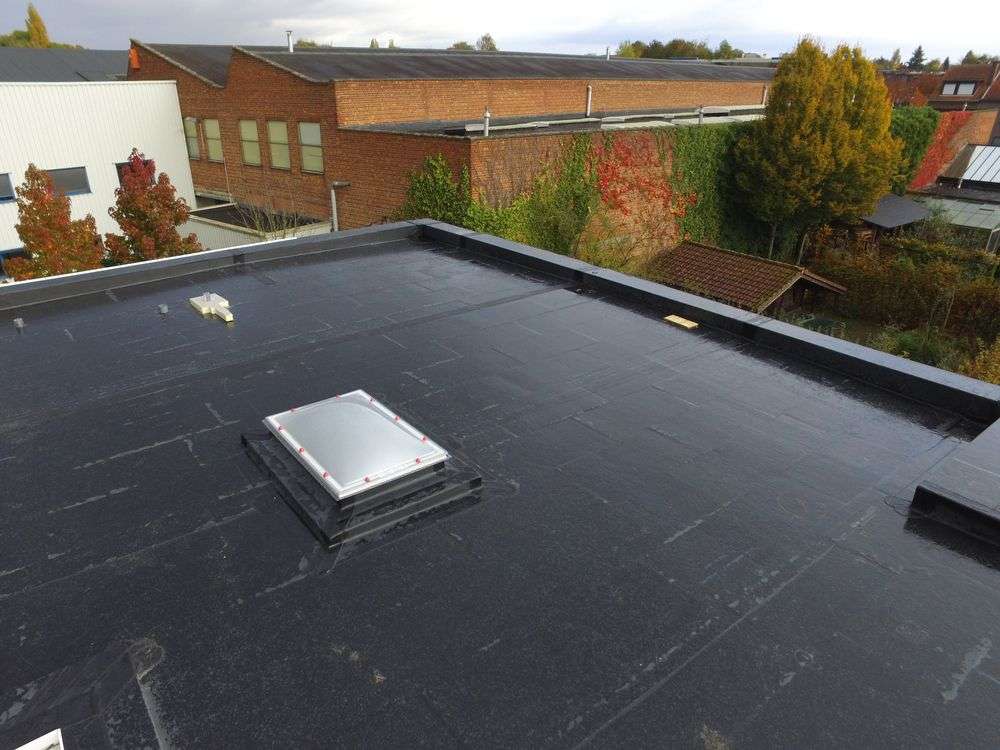 EPDM op plat dak aanbrengen in 0297